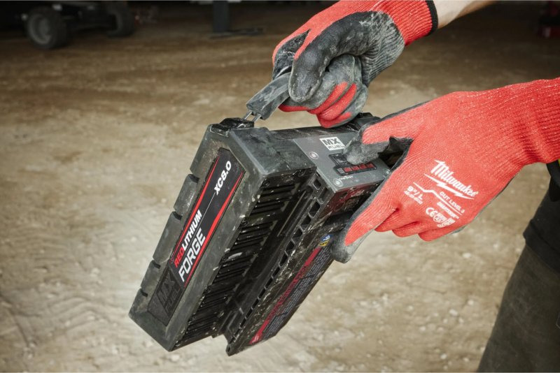 Acumulator Milwaukee MX FUEL™ FORGE™, 72V, 8Ah, MXFXC406