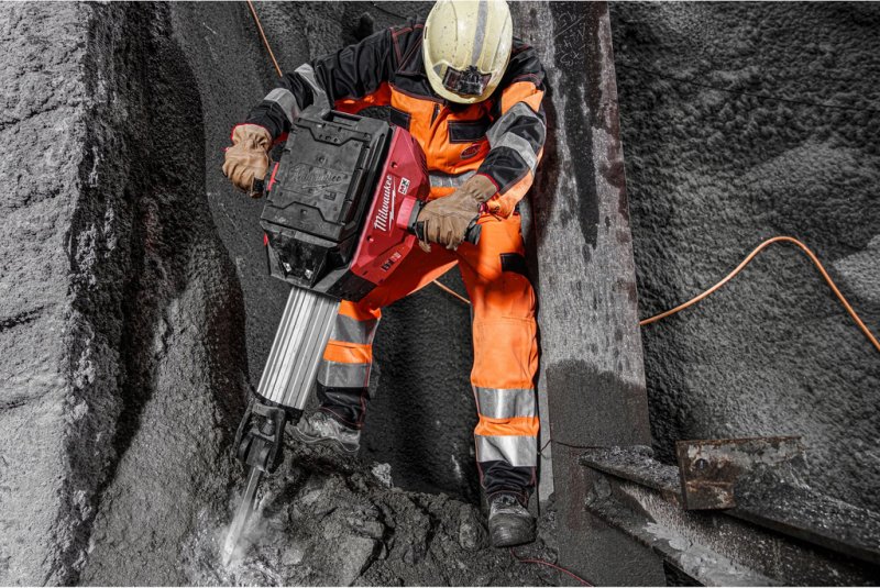 Ciocan demolator cu acumulatori Milwaukee MXF DH2528H-0, HEX, 72V, 64J, 24.8 kg, solo