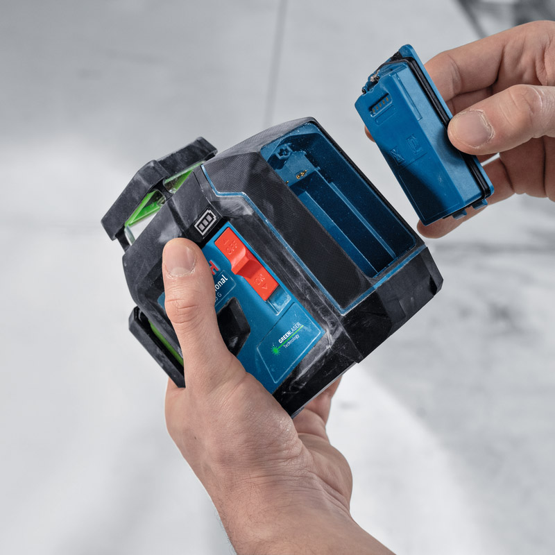 Nivela laser cu 3 linii BOSCH, GLL 80-33 G, verde