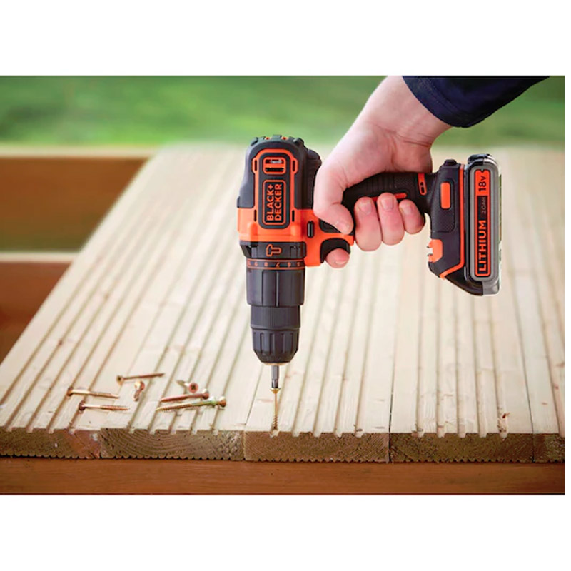 Masina de gaurit/insurubat cu percutie si acumulatori  BLACK&DECKER BDCHD18KB-QW 18V 2x 1.5 Ah, 40 Nm