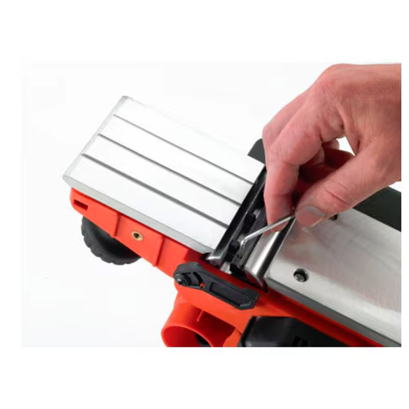 Rindea electrica BLACK&DECKER KW750K-QS 750 W, 2 mm/strat, 82 mm