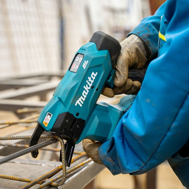 Masina de legat fier-beton Makita TR001GZ, 40V XGT, 2x4Ah, incarcator rapid DC40RA, 128 role sarma 1.6mmx30m 