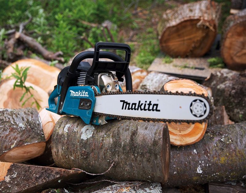 Sina ghidaj motofierastrau Makita .325
