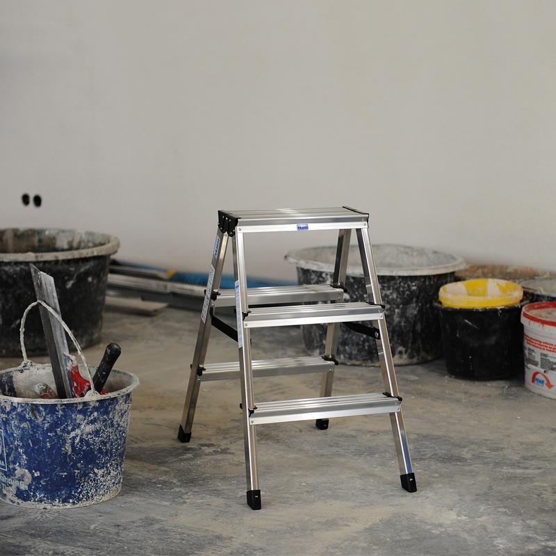 Scară Krause Monto Dopplo dublă 2x3 trepte – stabilitate profesională pentru lucrări sigure