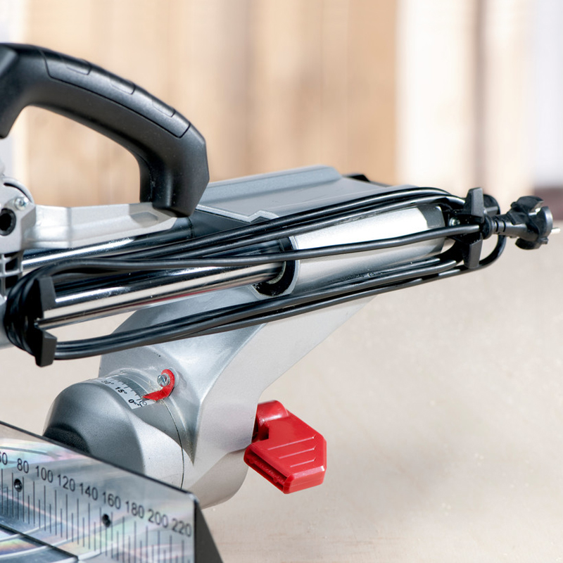 Fierastrau circular basculant cu cursa radiala / culisare METABO KGS 305M