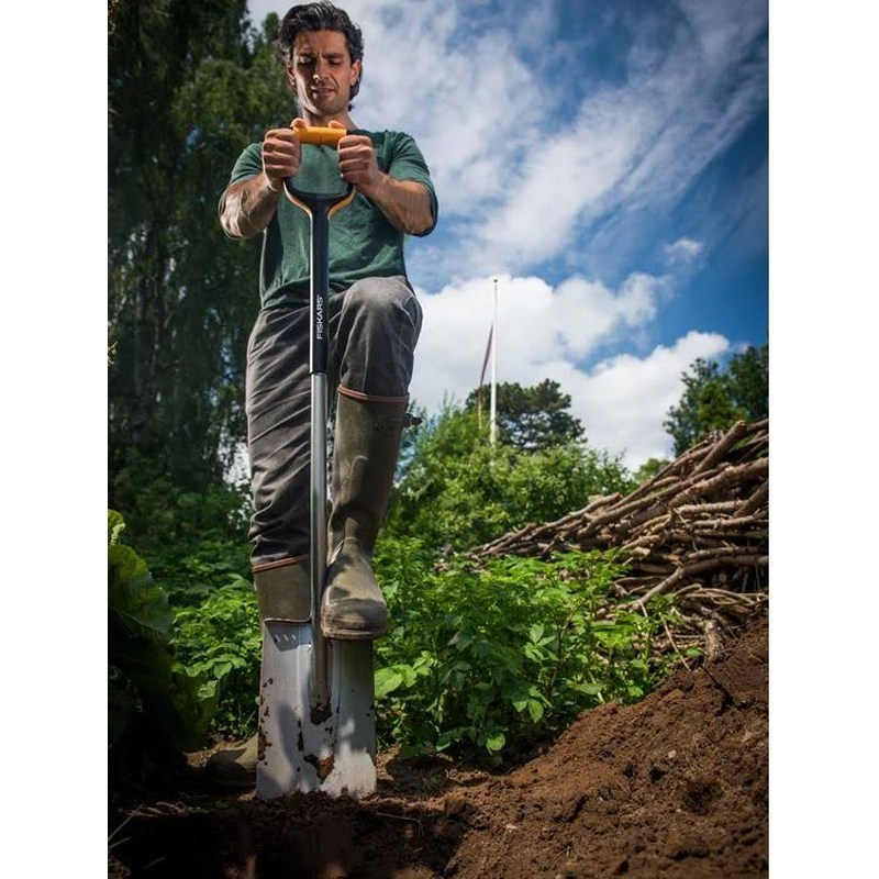 Cazma pentru sapat, tip Xact™ - M, Fiskars