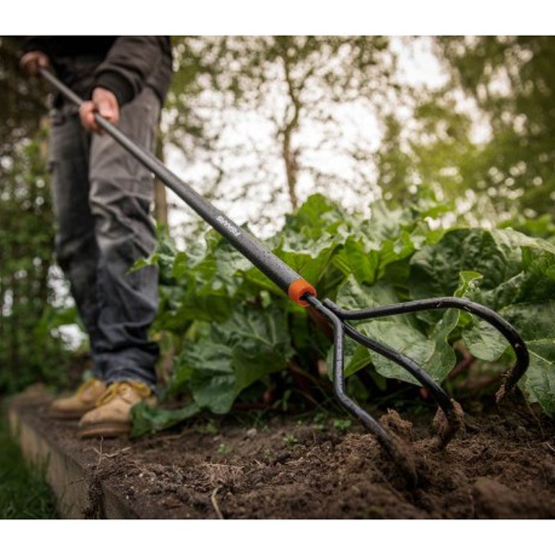 Cultivator 1670 x 130 mm, 590 g, Fiskars Solid™