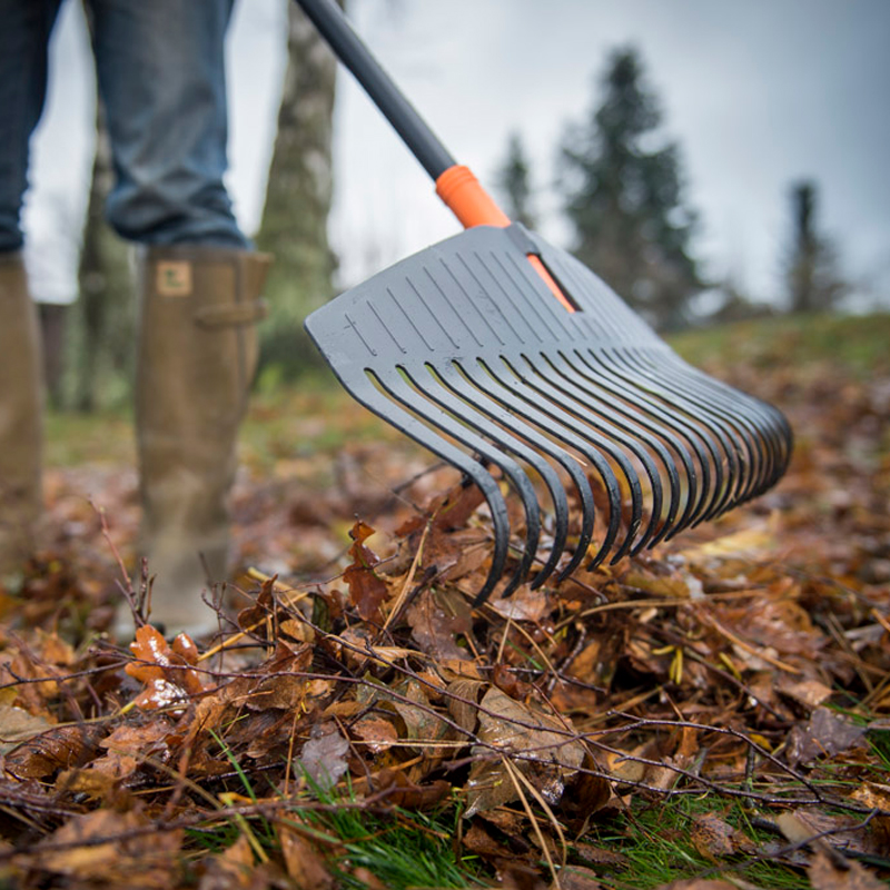 Cap grebla frunze, fara coada, Fiskars tip Solid™ - L