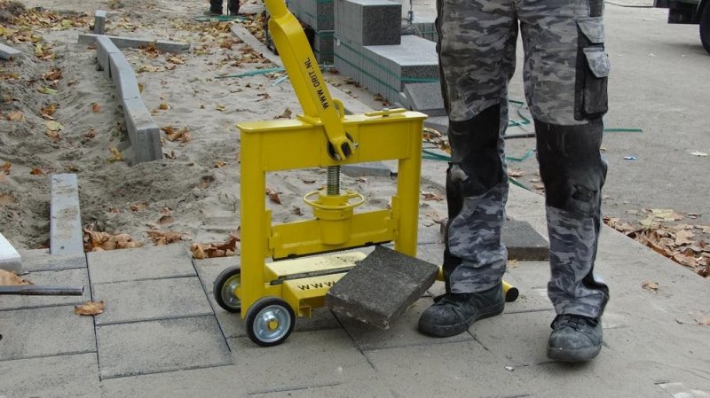 Ghilotina pentru taiat pavele ORIT tip 3300SS