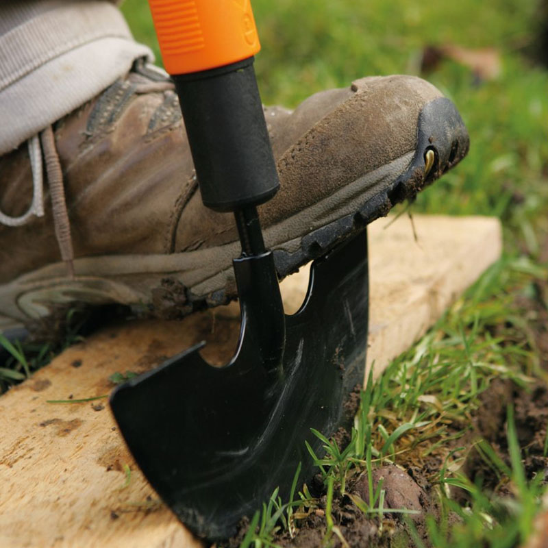 Dispozitiv pentru bordurat 350 x 197 mm, 300 g, Fiskars QuikFit™