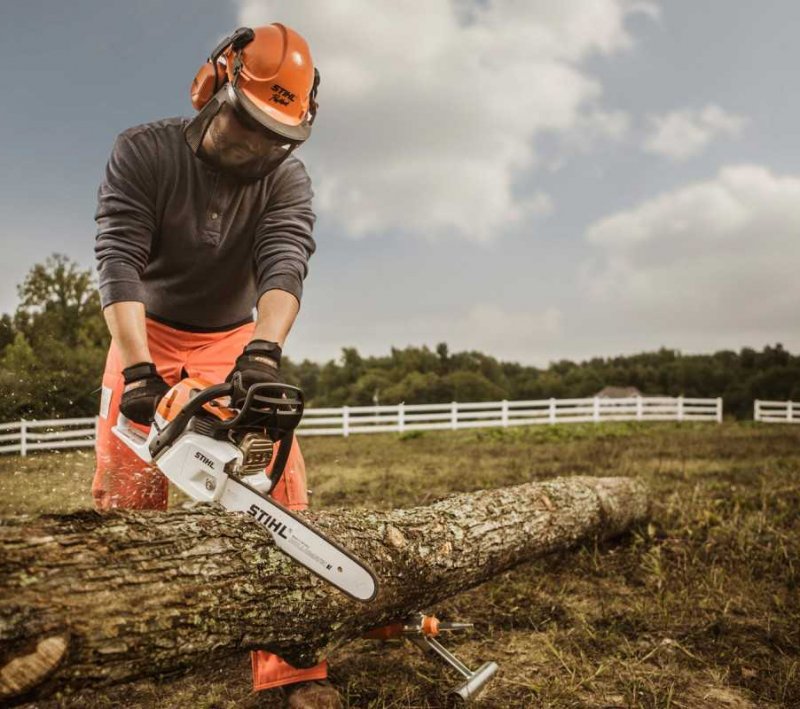 Motofierastrau cu benzina STIHL MS 241 C-M, 40 cm