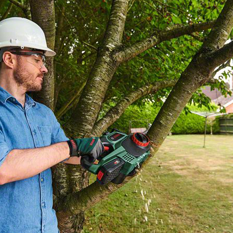 Fierastrau cu acumulatori cu lant, 18V, Bosch UniversalChain 18, Solo