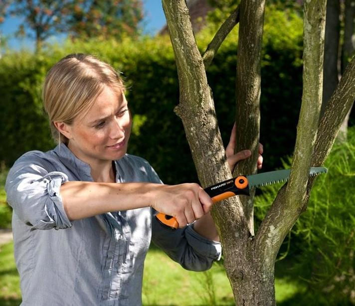 Fierastrau retractabil de gradina, lama 160 mm,  Fiskars tip SW73 Xtract™