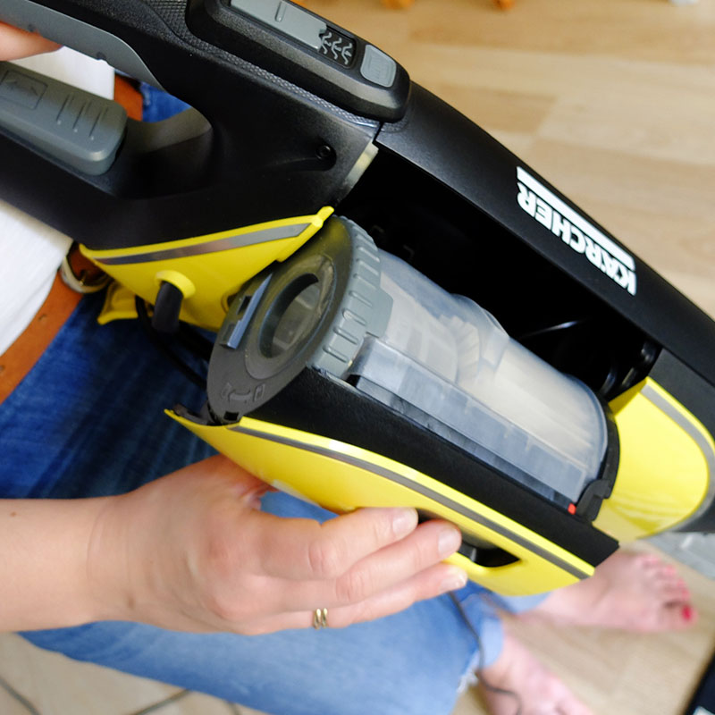 Aspirator vertical 220V, Karcher, tip VC5 (yellow)