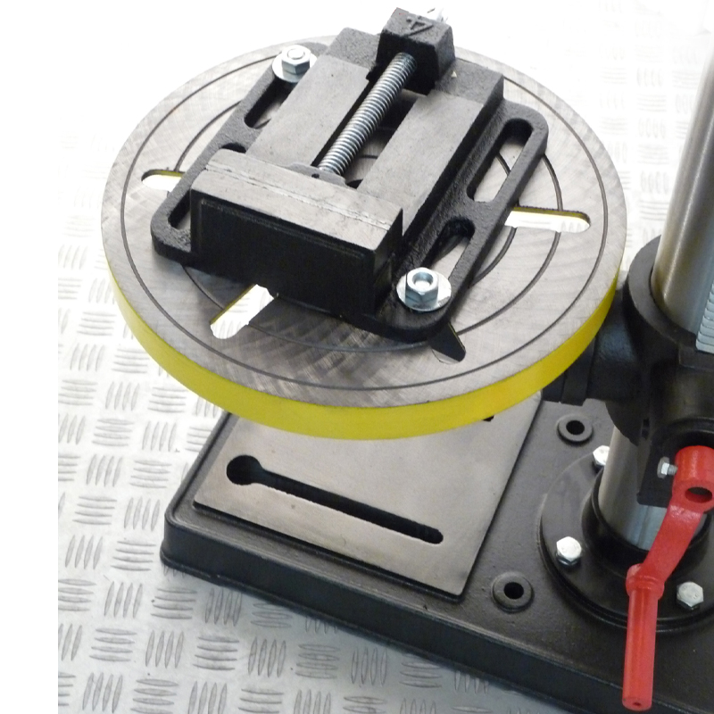 Masina de gaurit cu coloana, 22 mm, tip DPC25C