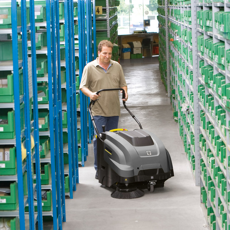 Masina de maturat - aspirat cu acumulatori KM 75/40 W Bp Pack, autotractare