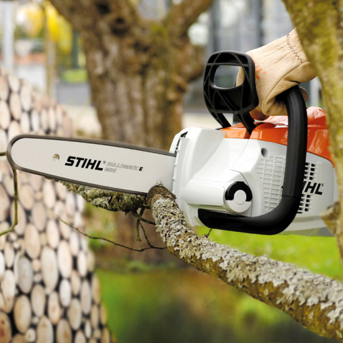 Fierastrau cu acumulator STIHL MSA140 C-BQ, 36V, 30cm, 2 acumulatori AK30 inclusi