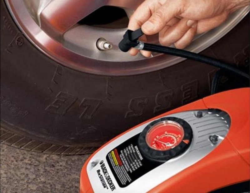 Compresor auto 12 V / 220V, 11 bar, Black&Decker ASI300-QS