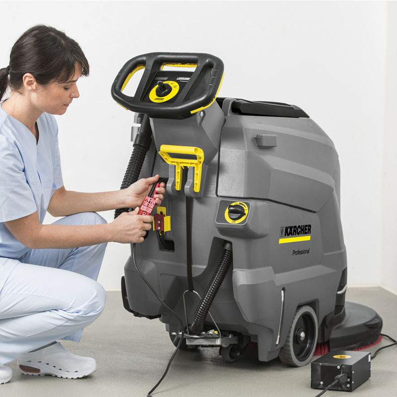 Masina de frecat-aspirat compacta Karcher BD 50/50 C Bp Classic