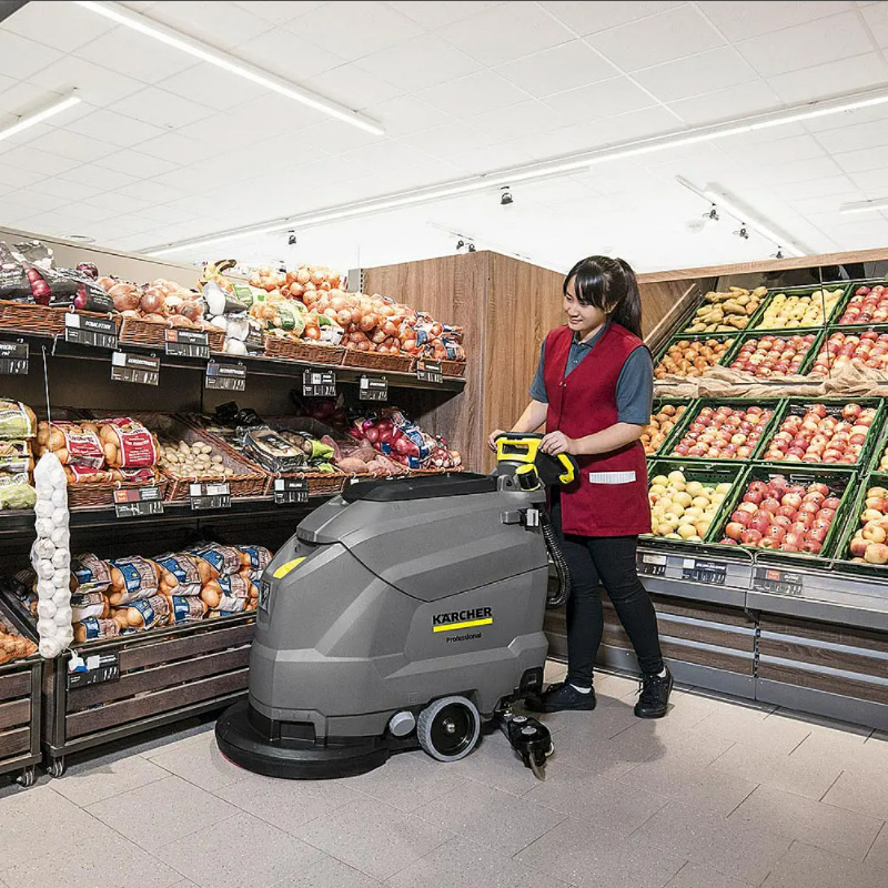 Masina de frecat-aspirat compacta Karcher BD 50/50 C Bp Classic