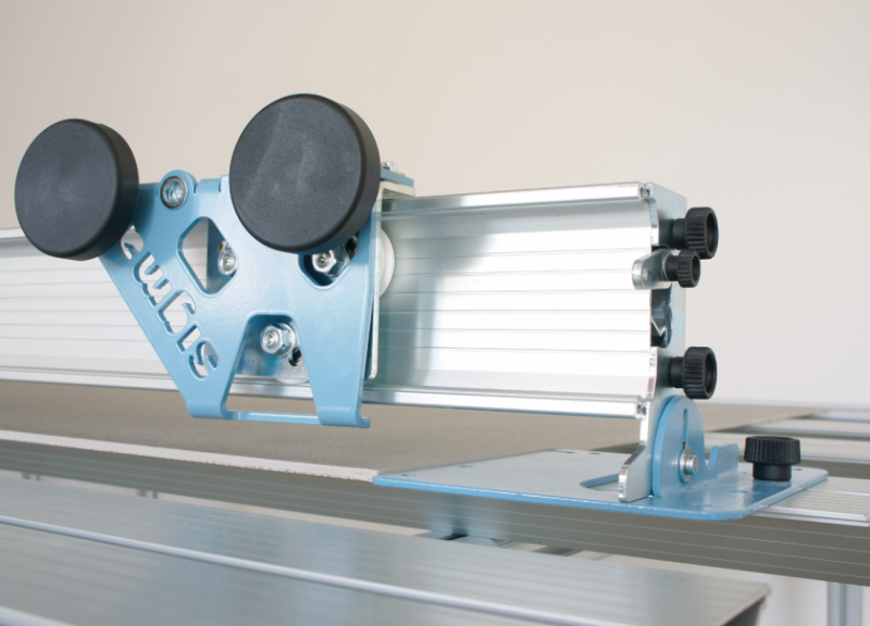 Dispozitiv pentru taierea placilor mari SIGMA KERA-CUT, 332 cm tip 8AE3