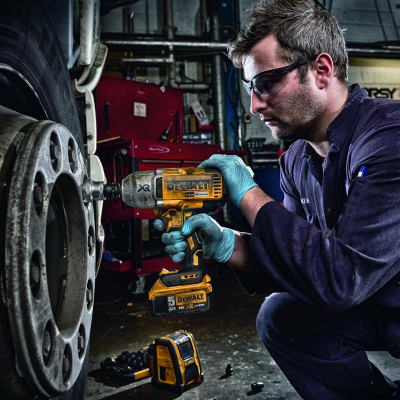 Masina de insurubat cu impact, hex. 1/4