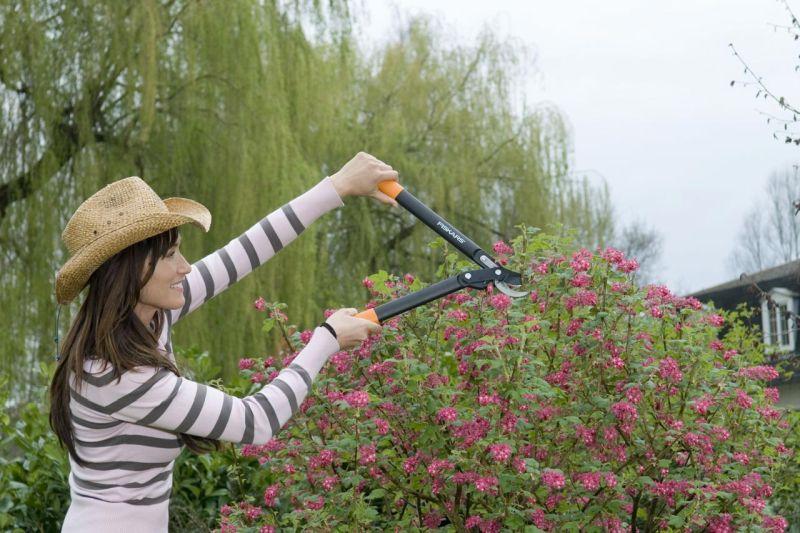 Foarfeca mica (S) cu mecanism de forta, contracutit drept, Fiskars tip PowerGear™ L70, 460mm