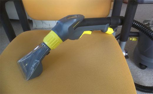 Aspirator cu spalare profesional, Karcher PUZZI 10/1