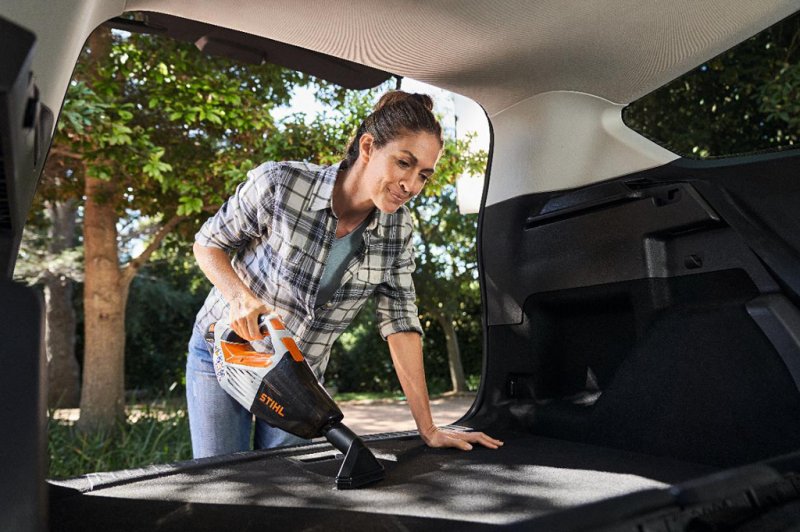 Aspirator de mana Stihl, tip SEA20, cu acumulator Li-Ion,  10.8 V, 2.1 Ah