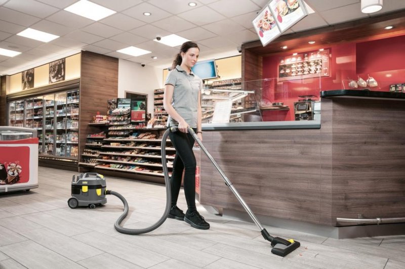 Aspirator uscat cu sac, cu acumulator tip T 9/1 Bp