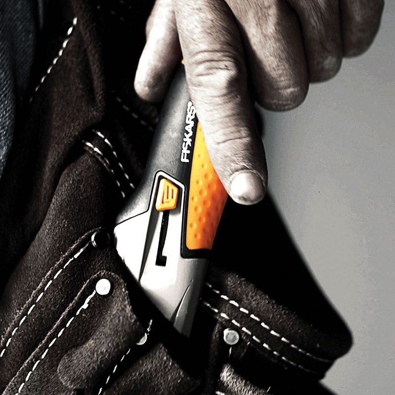 Cutit CarbonMax SNAP-OFF, lama fractionabila 18mm, Fiskars