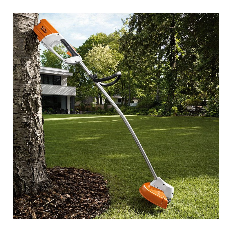 Motocoasa (trimmer) compatibila cu acumulator 36V, Stihl, SOLO (fara incarcator si acumulator), tip FSA65, sistem AP