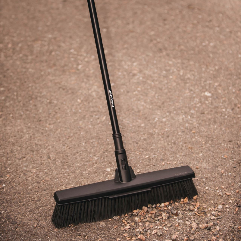 Matura pentru curte, Fiskars tip Solid™ - L