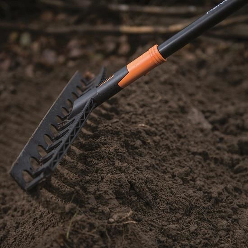 Grebla universala fara coada, Fiskars tip Solid™