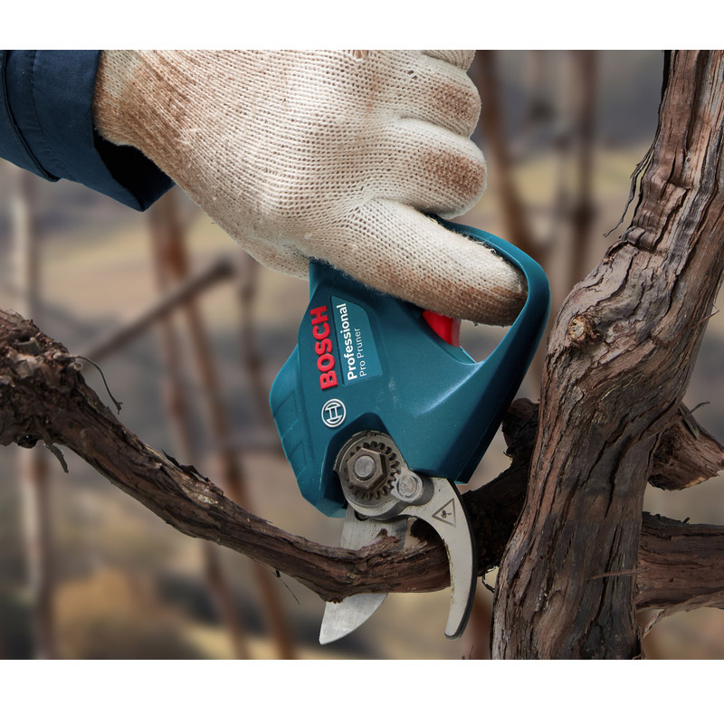 Foarfeca de crengi cu acumulator 12V, 2x3.0Ah, BOSCH Pro Pruner