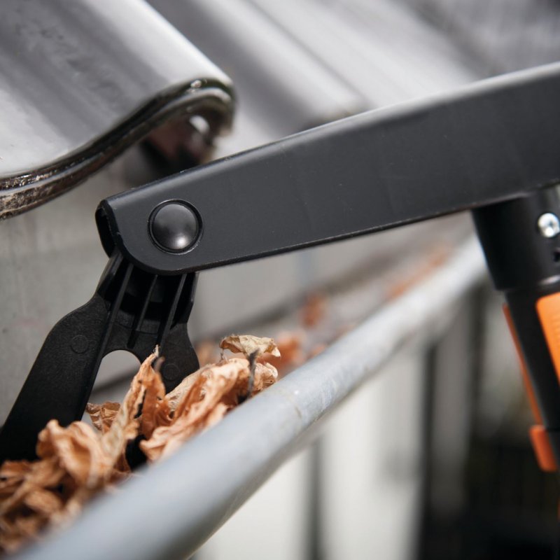 Curatator pentru jgheaburi, 340 mm, 340 g, Fiskars QuikFit
