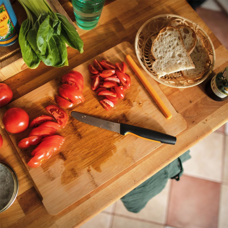 Cutit universal Fiskars, Functional Form, lama inoxidabila, 11.3 cm