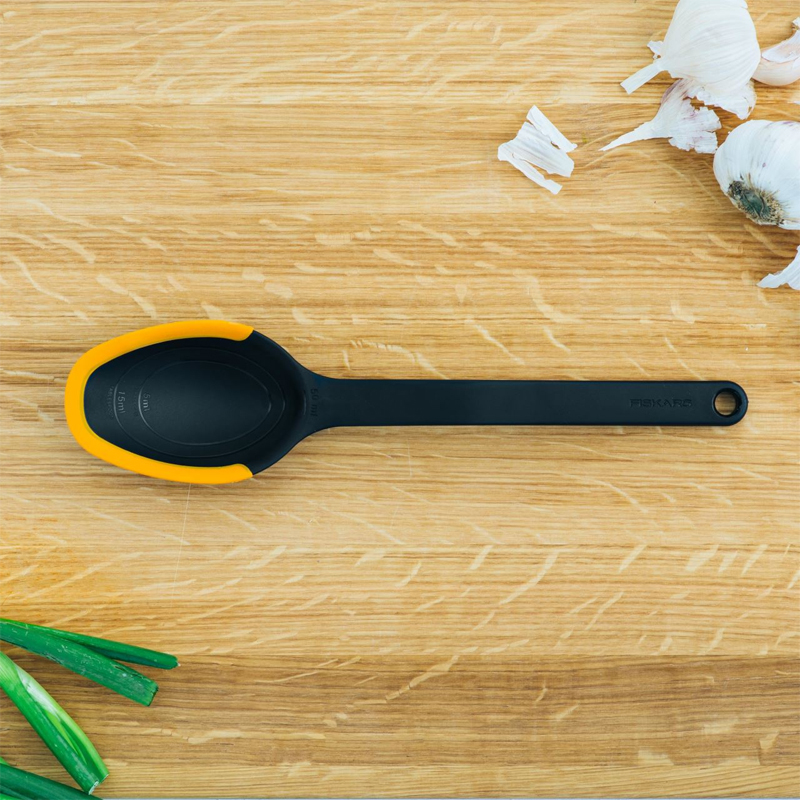 Lingura cu margine din silicon, Fiskars, Functional Form 292 x 70 mm, 80 gli