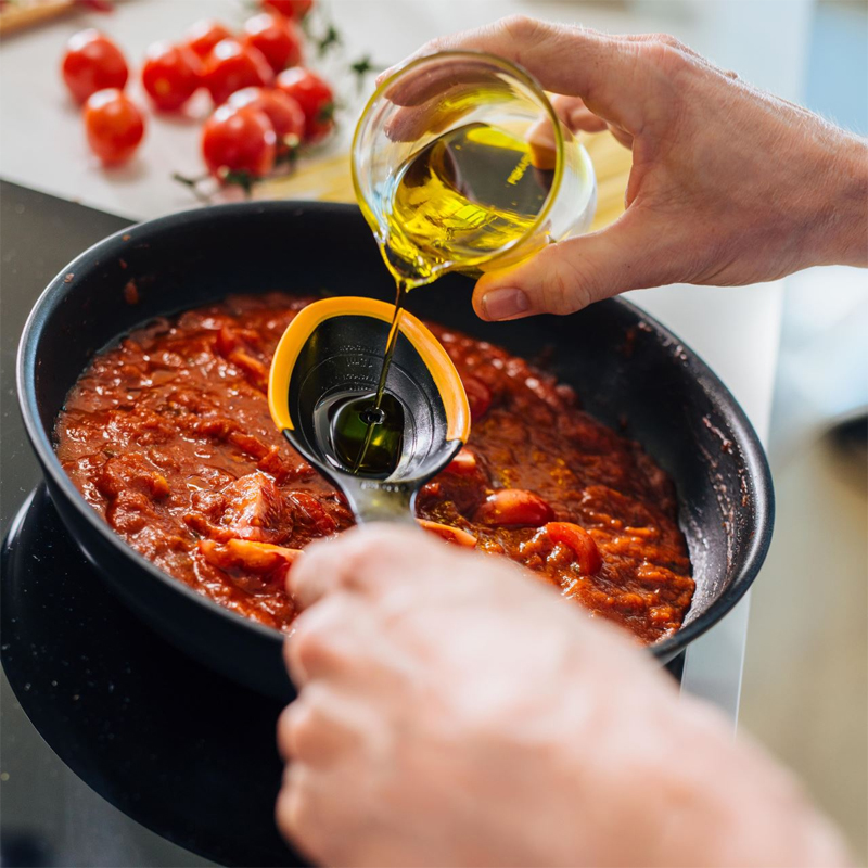 Lingura cu margine din silicon, Fiskars, Functional Form 292 x 70 mm, 80 gli