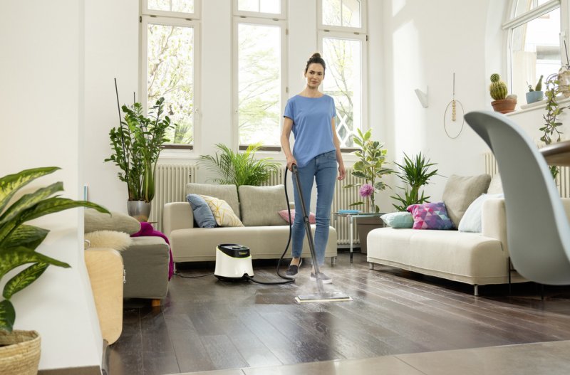 Curatitor cu abur KARCHER, SC 3 Deluxe, 1.9 kW, 3.5bar