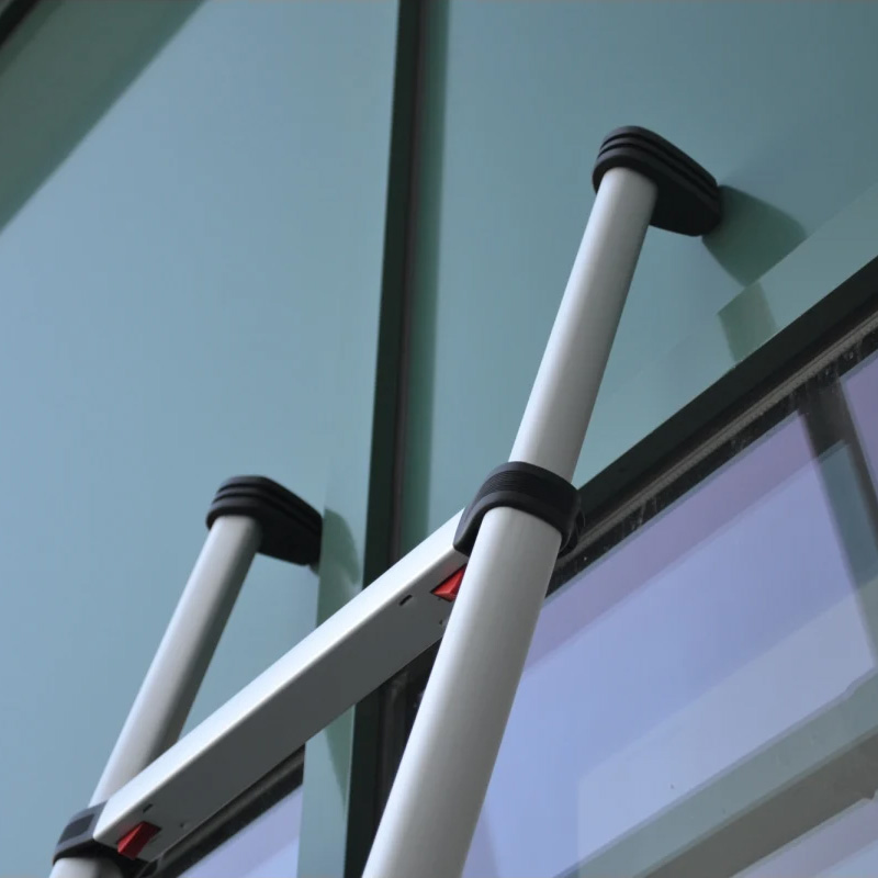 Scara telescopica, Telesteps, lungime extinsa 4.1m, 13 trepte 80mm, cu stabilizatoare, tip Prime-Line 4.1S