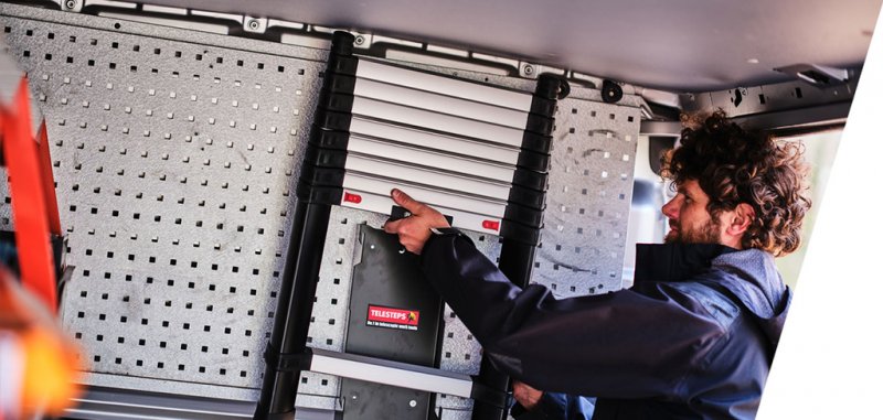 Suport prindere scari telescopice pe perete, pentru gama Combi-Line, Telesteps