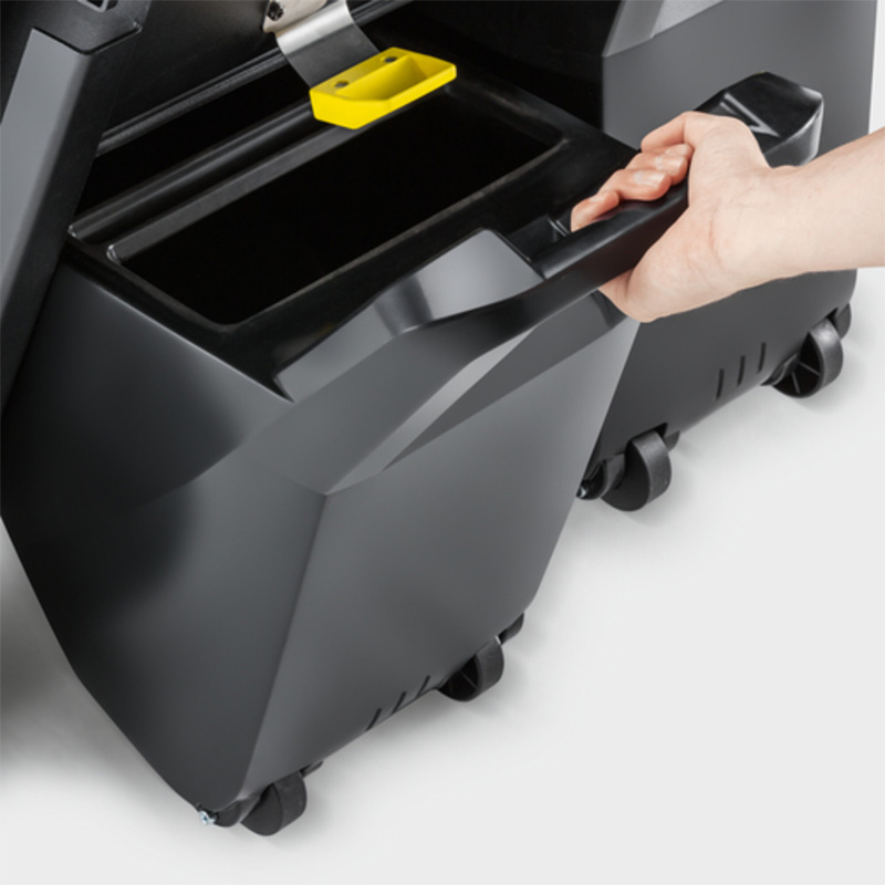 Masina de maturat - aspirat Karcher KM85/50 R Bp Pack, cu acumulatori