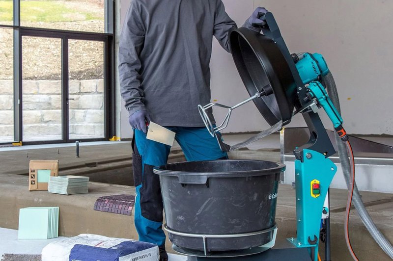 Amestecator automat cu dubla rotatie, paleta si vas, timer, tip AOX-650T