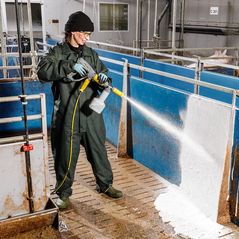 Rezervor 1 L cu duza scurta de spumare cu reglaj de debit, 900 l/h - 2500 l/h, TR ADVANCED 3