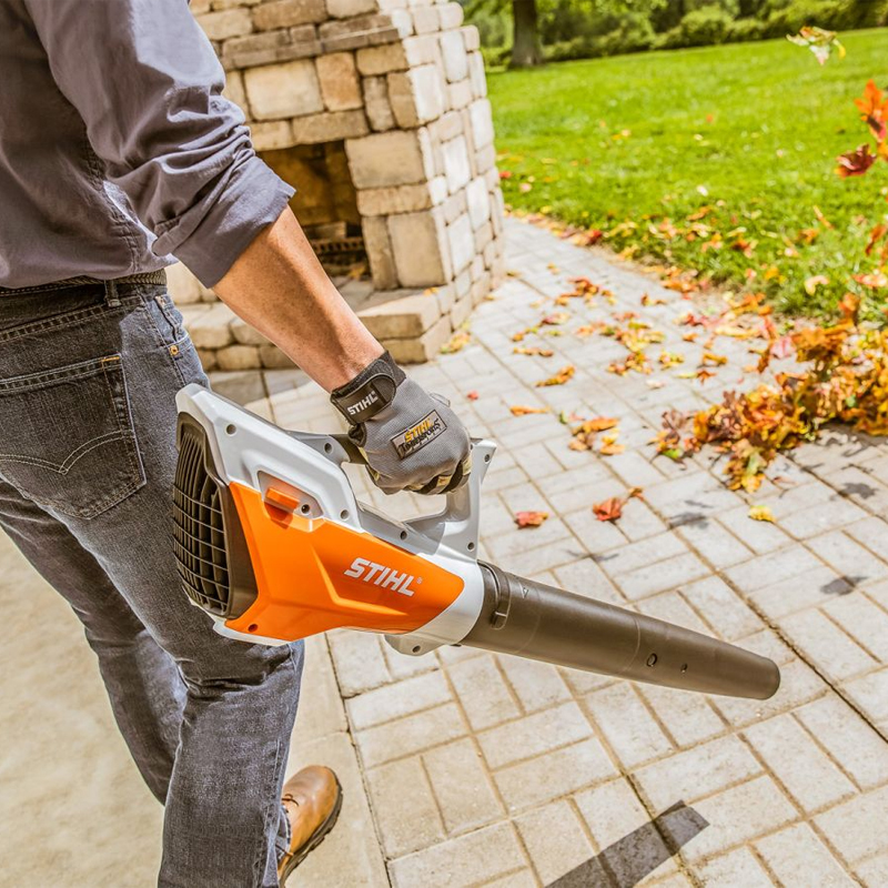 Suflanta cu acumulator integrat, Stihl, tip BGA45