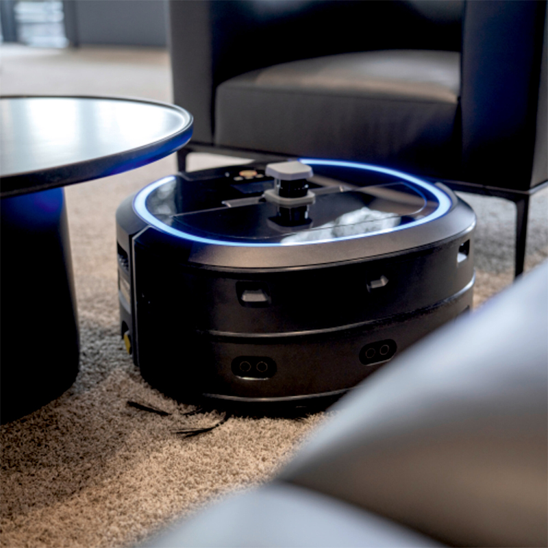 Aspirator robot profesional Kärcher, tip KIRA CV50 BP SOLO (fara incarcator si acumulatori)