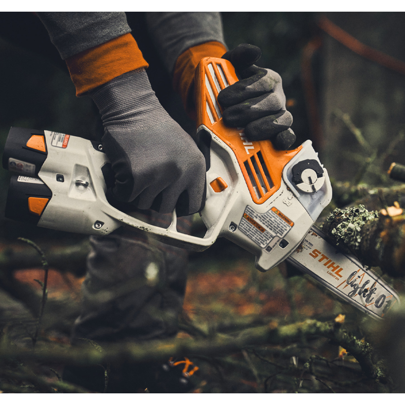 Electrofierastrau cu lant, cu acumulatori, Stihl, tip GTA40 Set (cu 2 acumulatori, incarcator si geanta transport), sistem AS