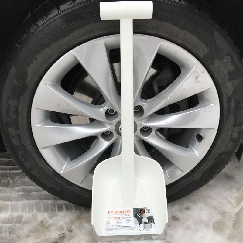Lopata pentru zapada pentru masina, Fiskars SnowXpert CarShovel