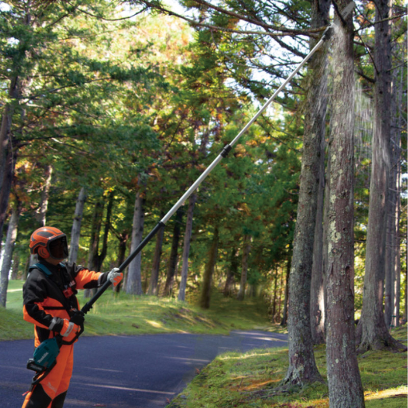 Emondor (fierastrau) de inaltime telescopic, 3.75 m, cu acumulatori Li-Ion XGT 40Vmax, 30 cm, SOLO, Makita tip UA004GZ